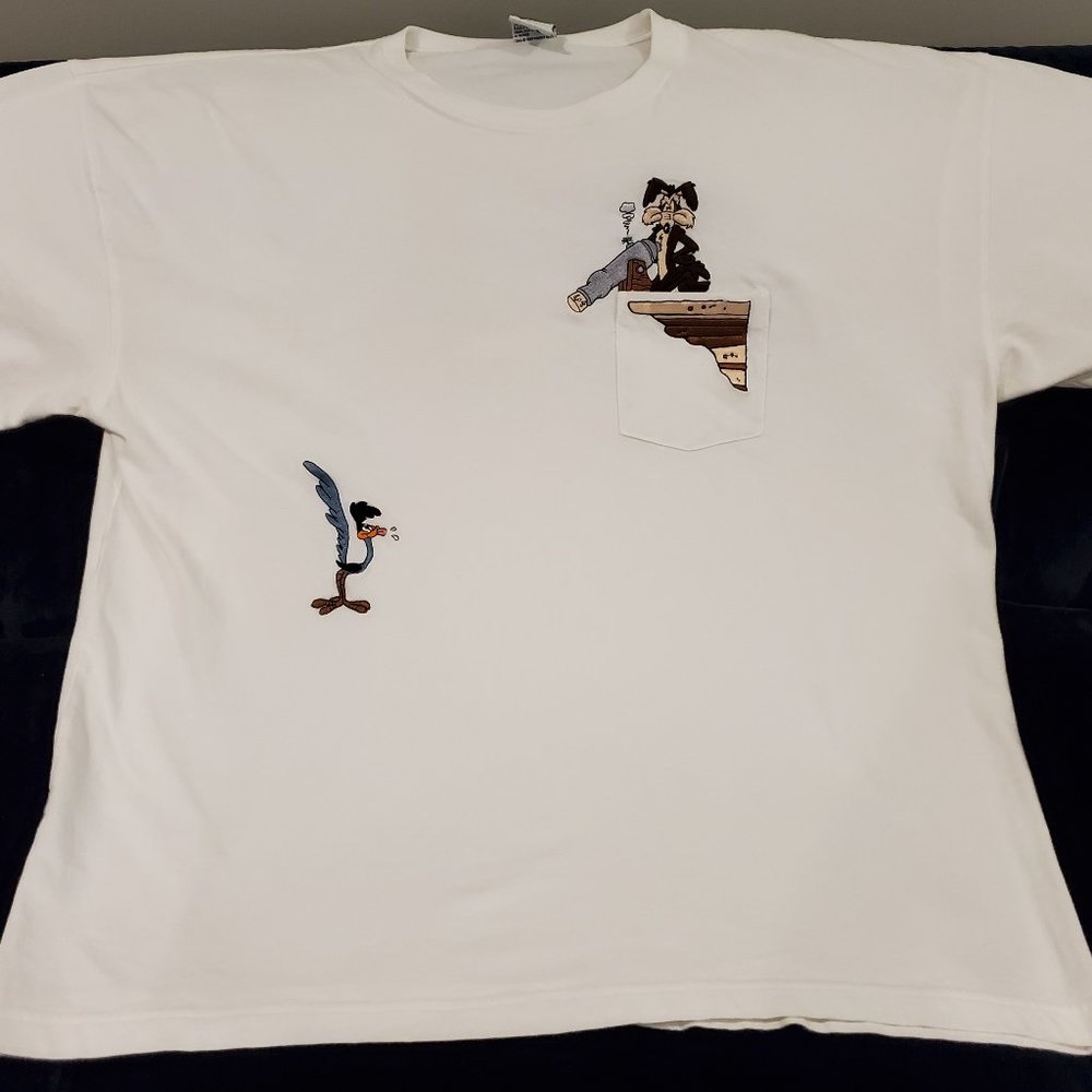 Warner Bros Looney Tunes Knit Pocket T shirt XXL